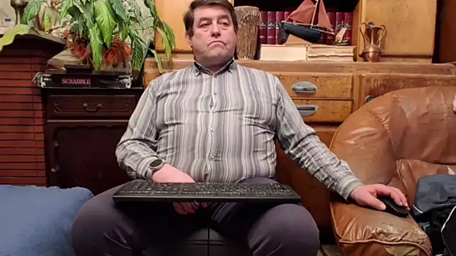 sympatrique online show from February 2026 04:35:01 PM