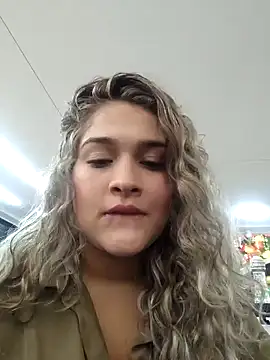 Sara smiiith211 online show from December 2024 01:26:01 AM