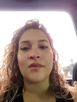 Sara smiiith211 online show from March 2025 05:47:01 PM