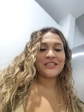 Sara smiiith211 online show from March 2025 01:48:01 AM