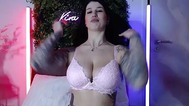 KiraKane1 online show from January 2025 12:10:01 PM