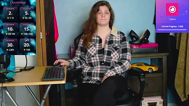 Snapshot of TreeJeanne chatting on November 2025 11:49:02 PM TreeJeanne online show from November 2025 11:49:02 PM