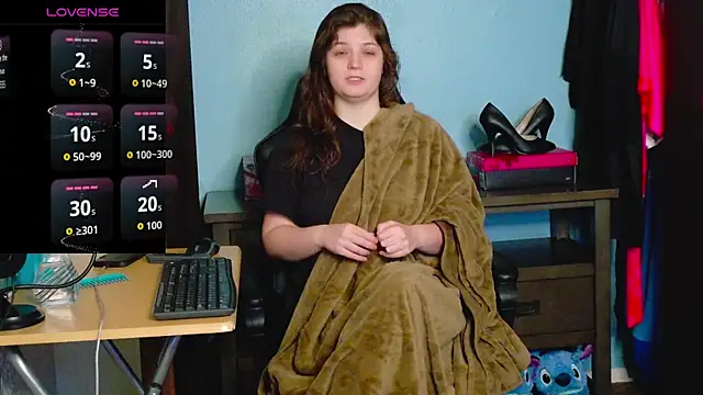 Snapshot of TreeJeanne chatting on November 2025 02:17:02 AM TreeJeanne online show from November 2025 02:17:02 AM