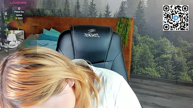 Stacy Luv online show from October 2025 01:03:02 AM