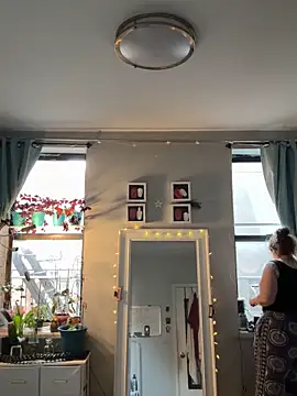 sylviahhh online show from March 2026 10:43:01 PM