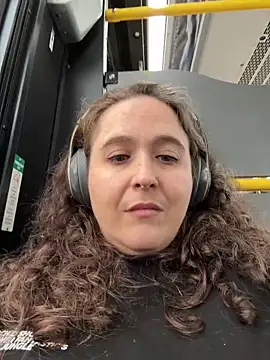 sylviahhh online show from April 2026 02:25:02 PM