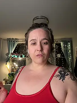 sylviahhh online show from April 2026 04:18:01 AM