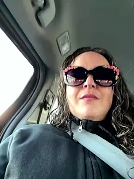 sylviahhh online show from April 2026 10:54:02 AM