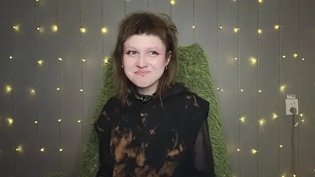 kortny yo online show from February 2025 04:15:01 AM