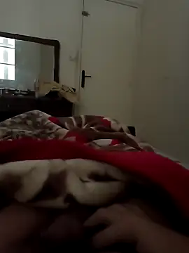 Snapshot of Hot_Boy_2004 chatting on January 2025 01:08:01 PM Hot Boy 2004 online show from January 2025 01:08:01 PM