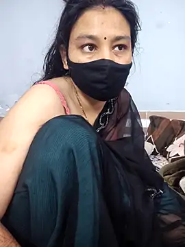 Snapshot of Aaradhya chatting on February 2026 01:45:01 AM Aaradhya online show from February 2026 01:45:01 AM