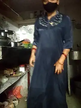 Snapshot of Aaradhya chatting on February 2026 01:13:02 AM Aaradhya online show from February 2026 01:13:02 AM