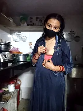 Snapshot of Aaradhya chatting on February 2026 01:12:01 AM Aaradhya online show from February 2026 01:12:01 AM