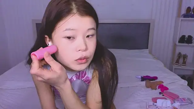 Tina Kim  online show from January 2025 04:34:01 AM