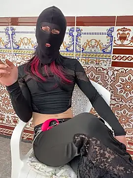 twinkyie online show from February 2025 12:32:02 PM