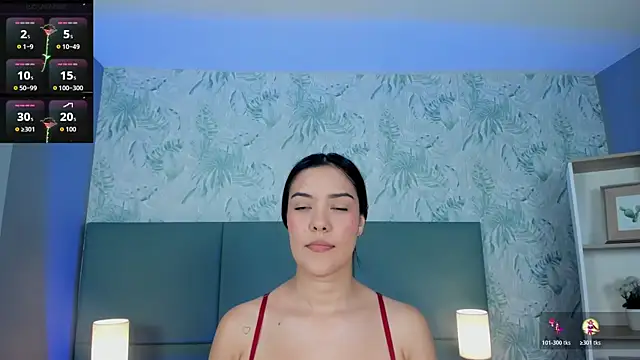 lexiethompson  online show from October 2025 12:05:02 PM