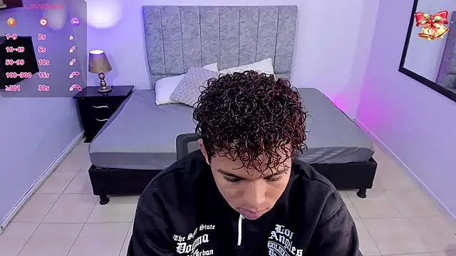 Noah Smith04 online show from January 2025 12:09:01 PM