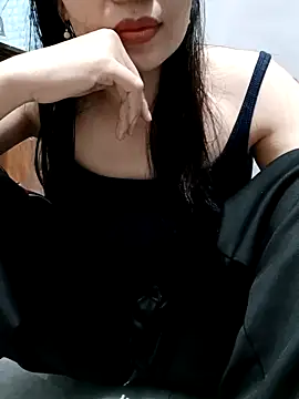 Blythe 69 online show from March 2025 02:49:02 AM