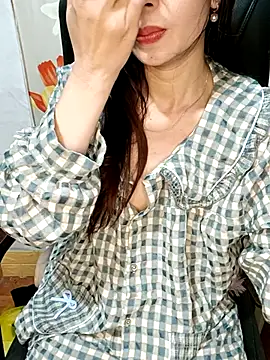 Blythe 69 online show from October 2025 11:45:02 PM