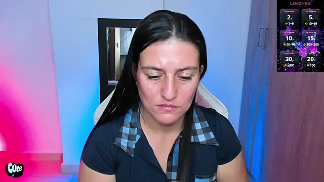 Saskyaa online show from November 2025 02:00:02 AM