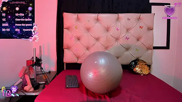 Snapshot of cleopatraa chatting on February 2026 06:35:01 PM cleopatraa online show from February 2026 06:35:01 PM