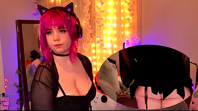 Angel-Lewd-Cake online show from September 2025 03:19:02 AM