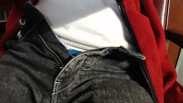 smoothandtiny online show from March 2025 03:15:02 PM