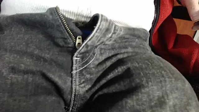 smoothandtiny online show from March 2025 06:18:01 PM