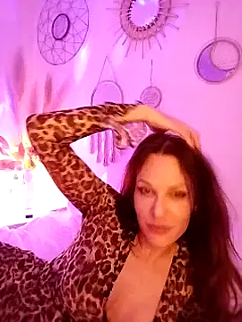 Luna Kitanna online show from January 2025 01:10:01 AM