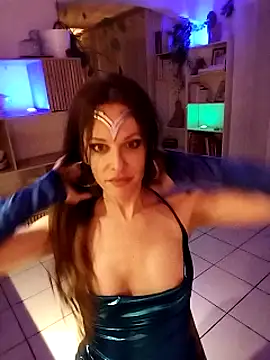 Luna Kitanna online show from February 2025 03:32:02 AM