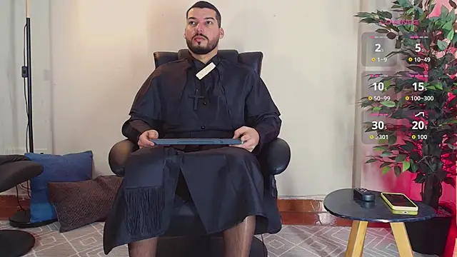 Snapshot of HenryBenso chatting on September 2025 05:46:01 PM HenryBenso online show from September 2025 05:46:01 PM