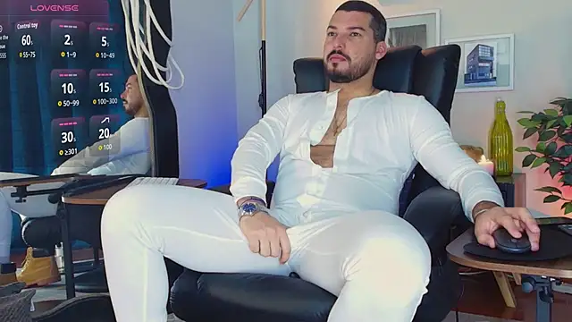 HenryBenso online show from April 2026 11:03:02 AM