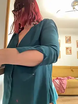 la petite prunette69 online show from November 2025 12:07:02 PM