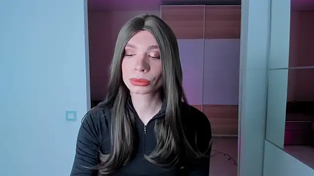 Snapshot of monicastark_ chatting on May 2026 09:56:02 PM monicastark online show from May 2026 09:56:02 PM