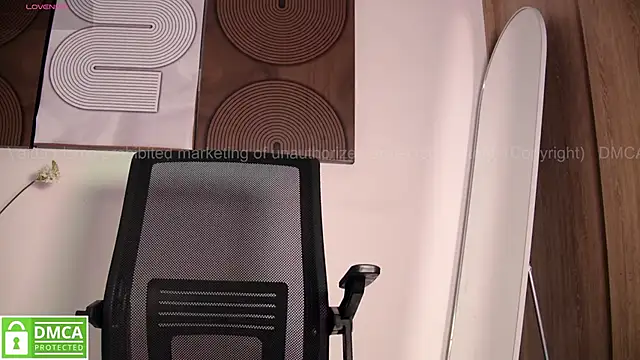 aidaadams online show from April 2026 11:42:01 AM