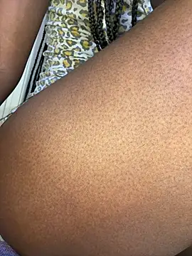 NicholScully online show from April 2026 11:31:01 PM