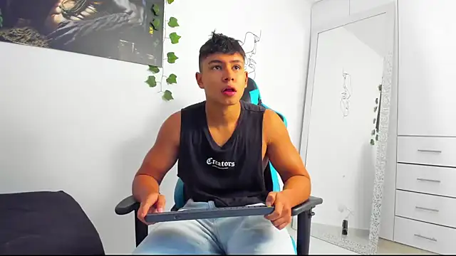 Bray Kevin online show from March 2025 12:16:02 AM