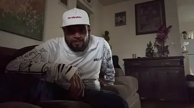 Snapshot of MrDickUdown24_7 chatting on February 2025 01:11:01 AM MrDickUdown24 7 online show from February 2025 01:11:01 AM