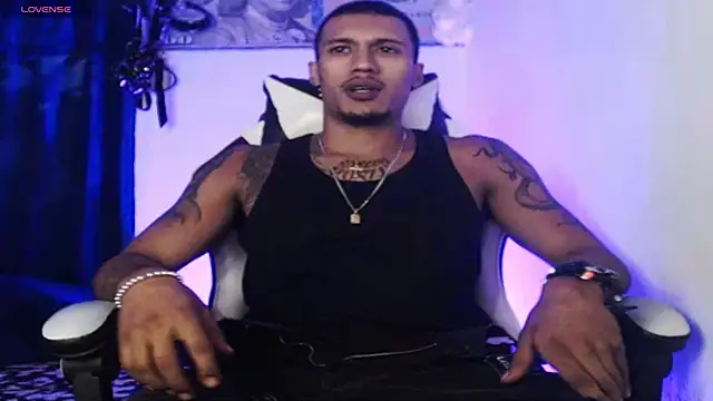 Ryan coopper online show from November 2025 01:37:02 AM