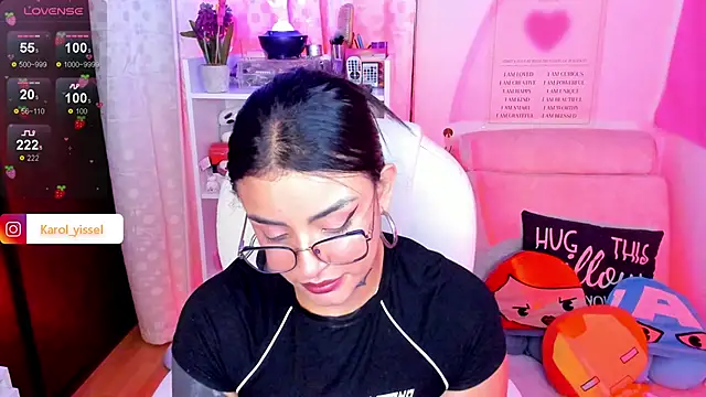 Snapshot of Hinataw33d01 chatting on December 2024 03:41:01 AM Hinataw33d01 online show from December 2024 03:41:01 AM