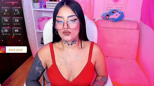 Snapshot of Hinataw33d01 chatting on February 2025 01:46:02 AM Hinataw33d01 online show from February 2025 01:46:02 AM