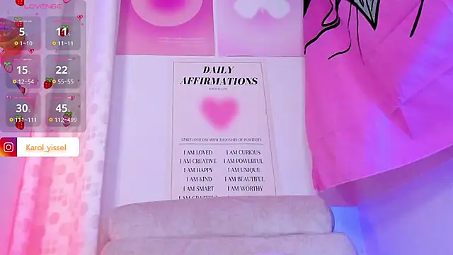 Snapshot of Hinataw33d01 chatting on March 2025 06:58:02 AM Hinataw33d01 online show from March 2025 06:58:02 AM