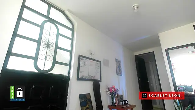 Scarletleon77 online show from March 2026 04:35:01 PM