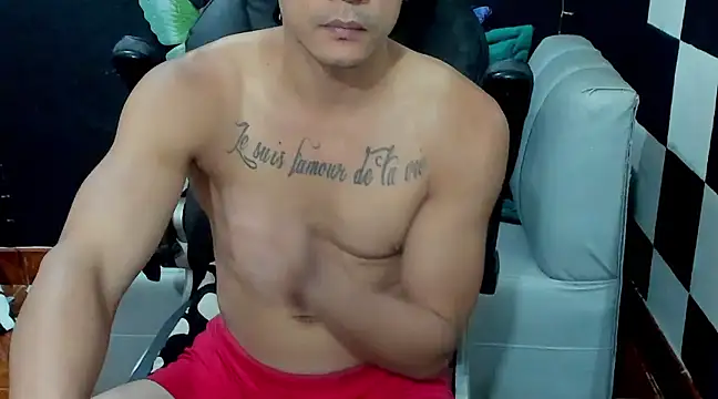 Brunocuttie94 online show from February 2025 04:39:02 PM