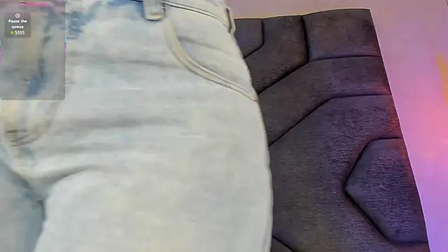 Liinda Saenz online show from April 2026 12:15:02 PM