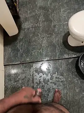 Snapshot of amil93sl chatting on October 2025 02:28:01 PM amil93sl online show from October 2025 02:28:01 PM