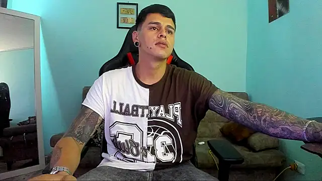 E Moon online show from December 2024 11:26:01 AM