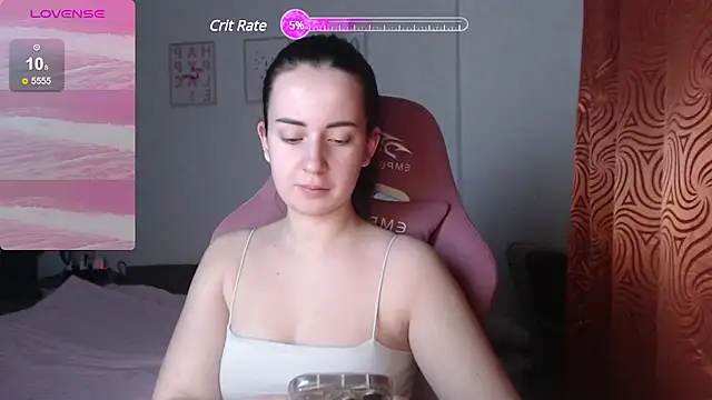 Snapshot of SweetieKendl chatting on March 2025 10:28:02 PM SweetieKendl online show from March 2025 10:28:02 PM