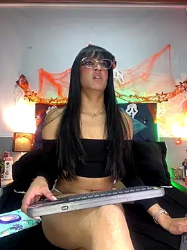 valentinabaez online show from November 2025 04:31:02 PM