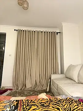 hot daily online show from January 2026 12:40:02 PM